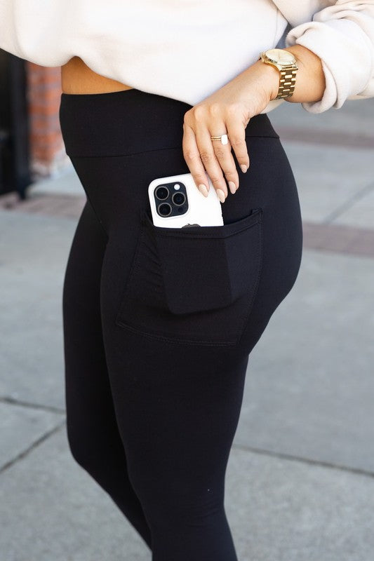 Seamless Leggings by Bellem Trading — women's lifestyle leggings for yoga and fitness.